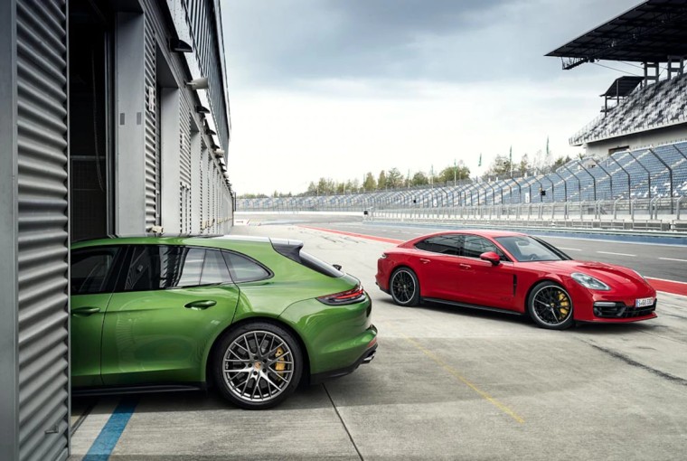 2019 Porsche Panarema GTS ve Sport Turismo