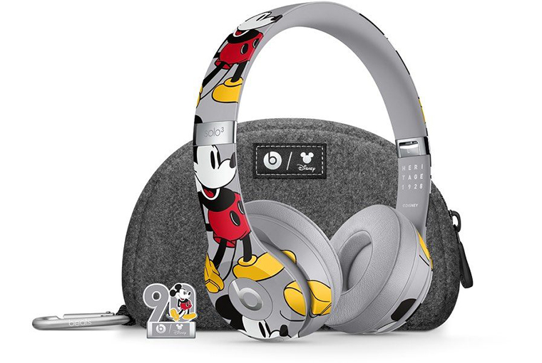 Mickey Mouse Beats Solo 3 Wireless kulaklık