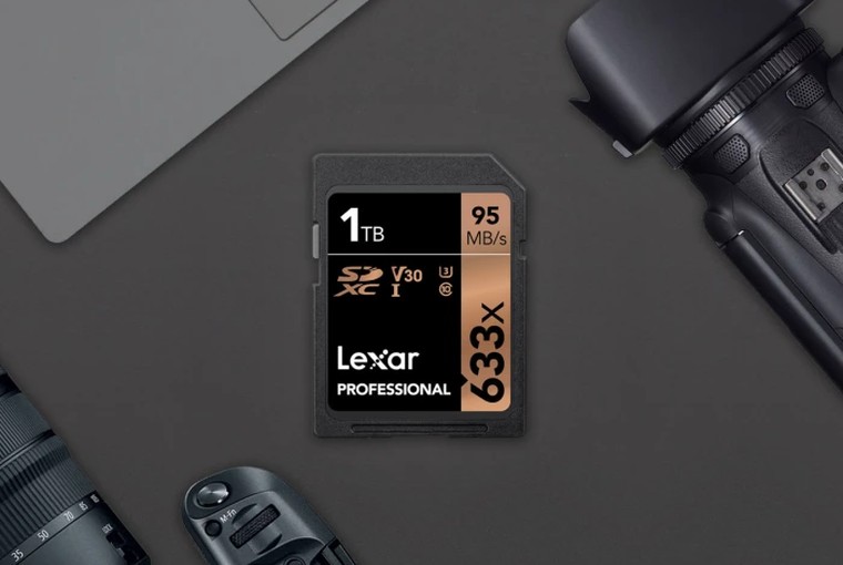 Lexar 1 TB SDXC bellek kartı