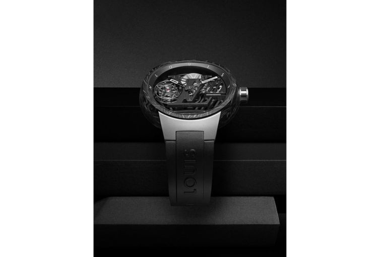 Louis Vuitton Tambour Curve Flying Tourbillon Watch tanıtıldı - Beyefendiler Kulübü